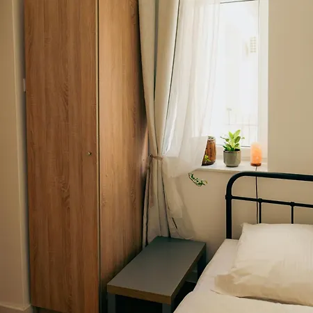 Ab Train Station דירה