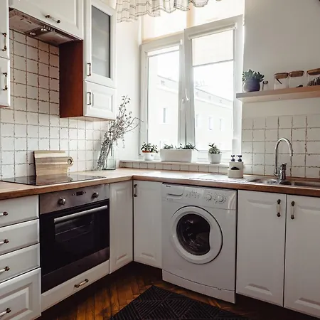 Daire Ab Train Station *